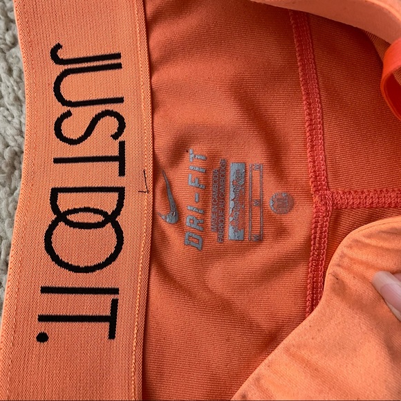 NIKE dry fit leggings - Picture 3 of 3